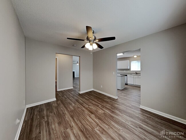 Foto del edificio - 810 Topsail Dr