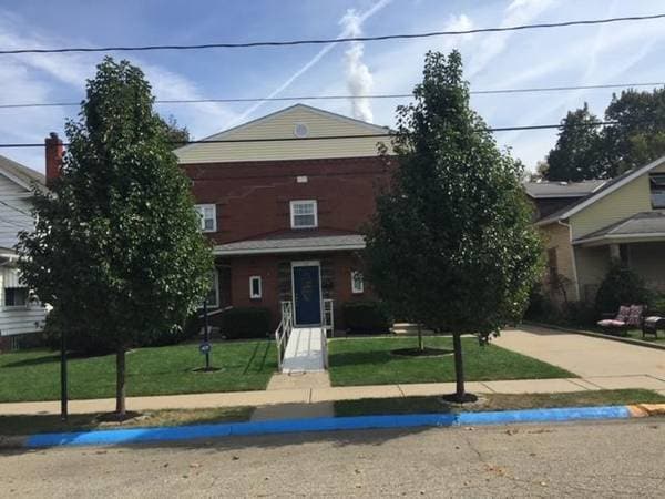Front view - 113 S Highland Ave