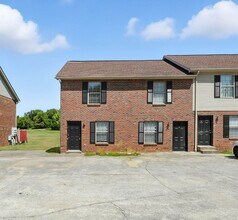 Building Photo - 253 State Line Rd