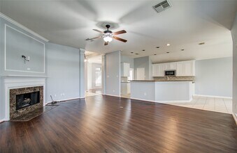 Building Photo - 14731 Raven Hollow Ln
