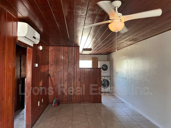 Photo - 1935 Ricardo Ave Apartment