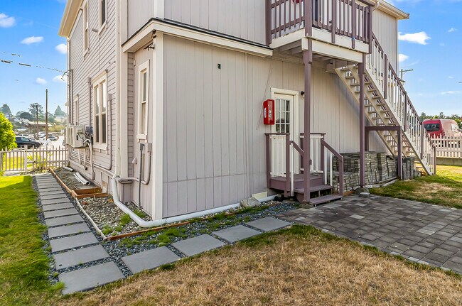Building Photo - 27122 88th Ave NW