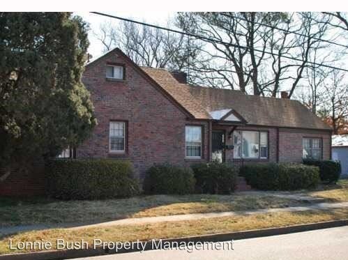 Primary Photo - 2901 Mapleton Ave