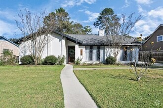 Building Photo - 1971 Round Spring Dr