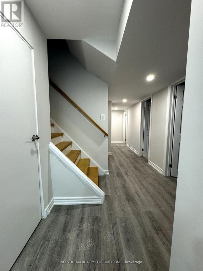 Building Photo - 14 Gemmill Dr