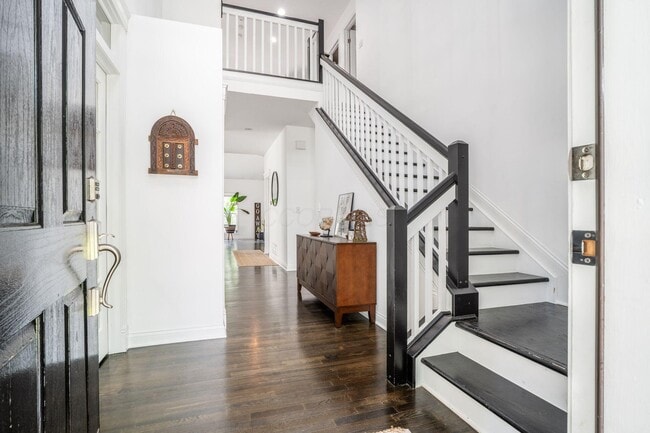 Foto del edificio - 7179 Fernridge Dr