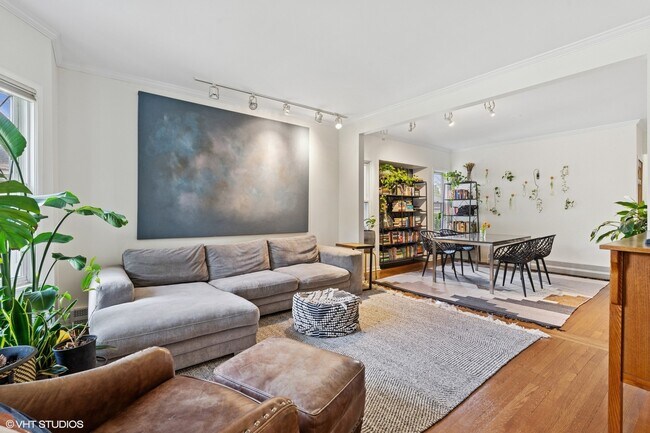Foto del edificio - 534 Ridgeland Ave