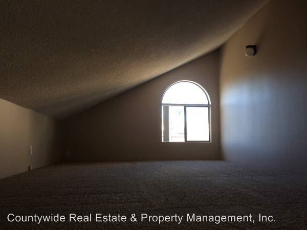 Foto del edificio - 1352-1354 Reed Ave