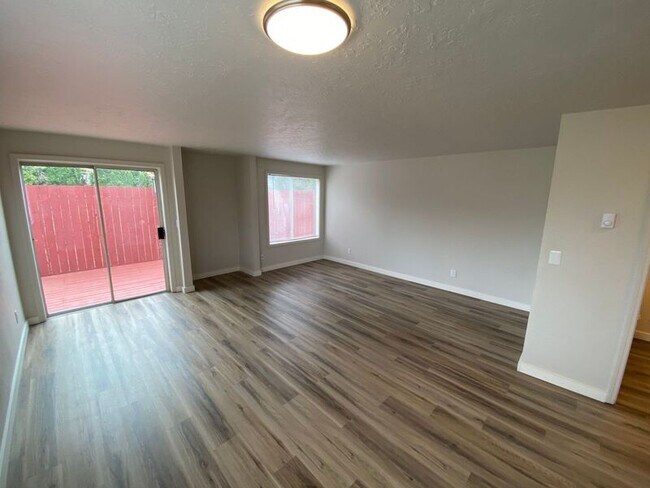 Foto del edificio - 3714 47th Ave NE