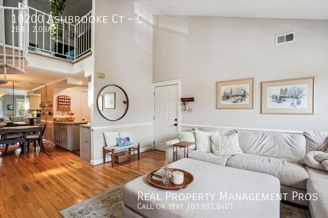 Building Photo - 10200 Ashbrooke Ct