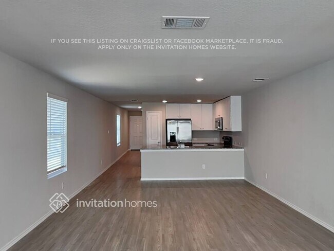 Foto del edificio - 144 Hollywood Dr