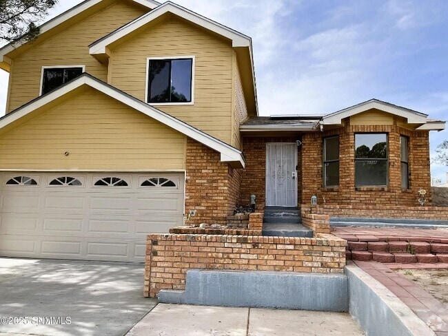 Building Photo - 3735 Jade Ave