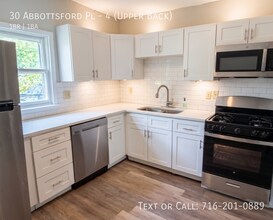 Building Photo - 30 Abbottsford Pl