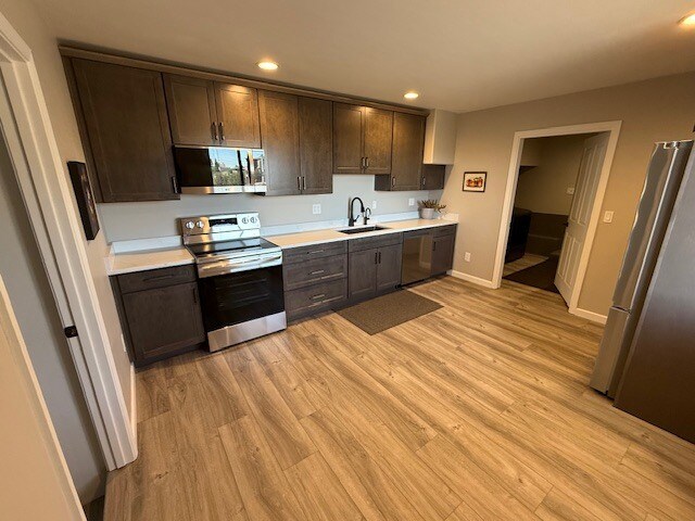 Foto del edificio - 889 Tom Mix Trl