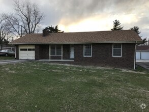 Building Photo - 259 Eminence Terrace