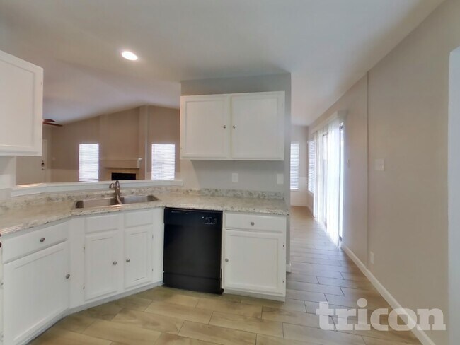 Building Photo - 7150 Elk Trail