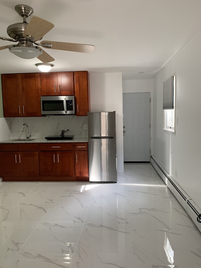 Foto del edificio - 514 Woolley Ave