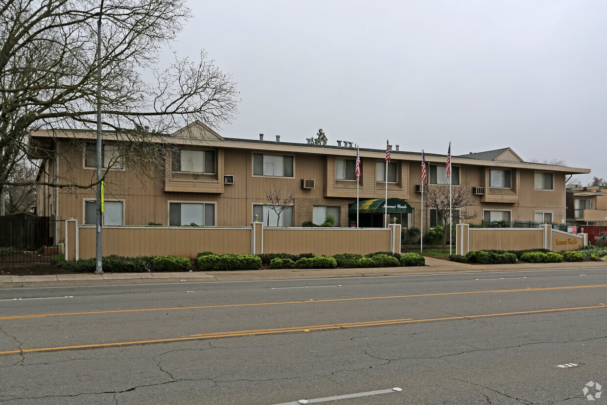 Marconi Woods Apartments Carmichael, CA
