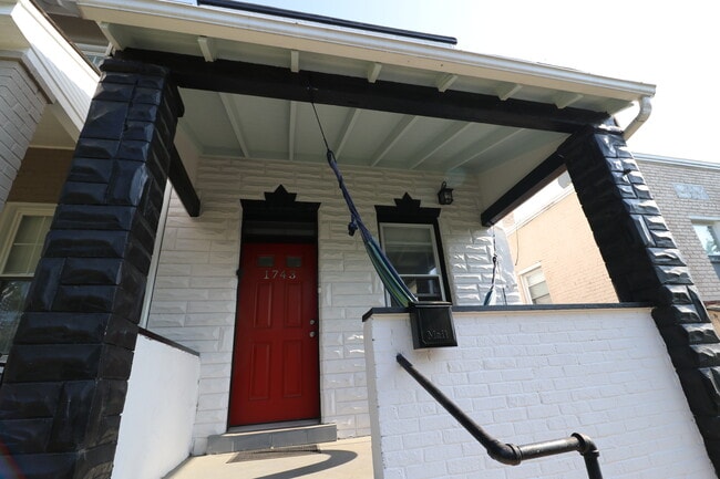 Building Photo - 1743 L St NE