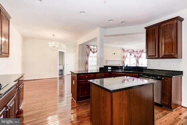 Building Photo - 23126 Yellowwood Dr