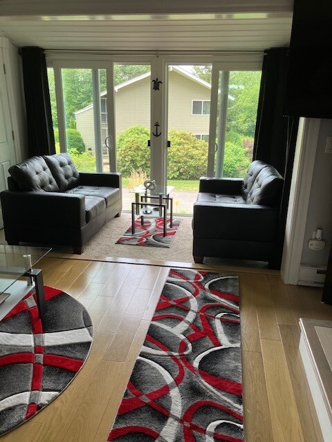 Foto principal - 883 Weirs Blvd