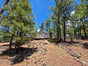 Building Photo - 1208 W Apache Ln