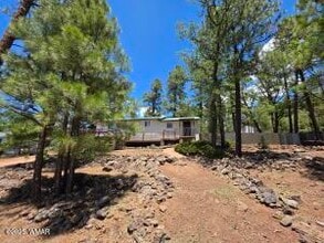 Building Photo - 1208 W Apache Ln