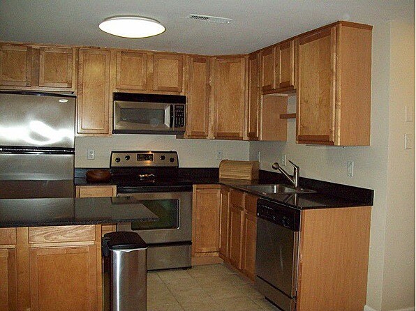 Foto del edificio - 5646 Waterman Blvd