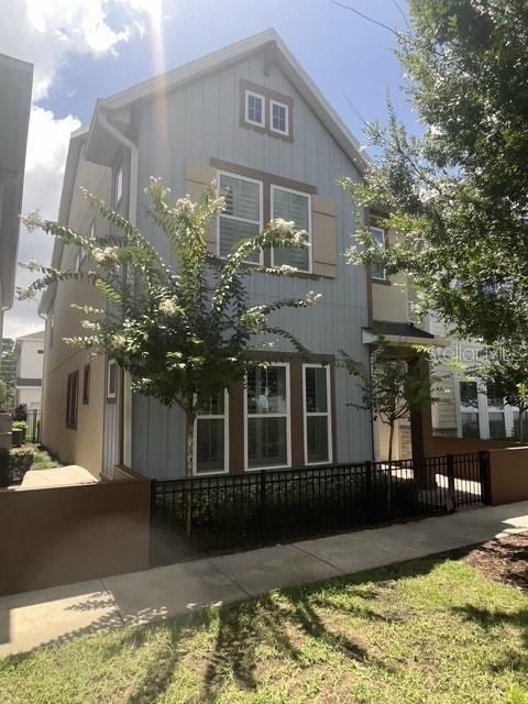 Foto del edificio - 774 Candlebrush Ln