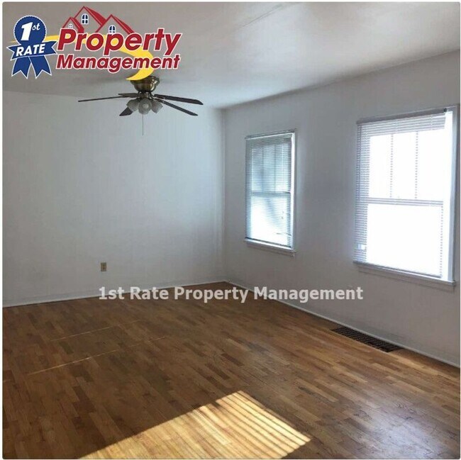 Building Photo - 315 N 18th St