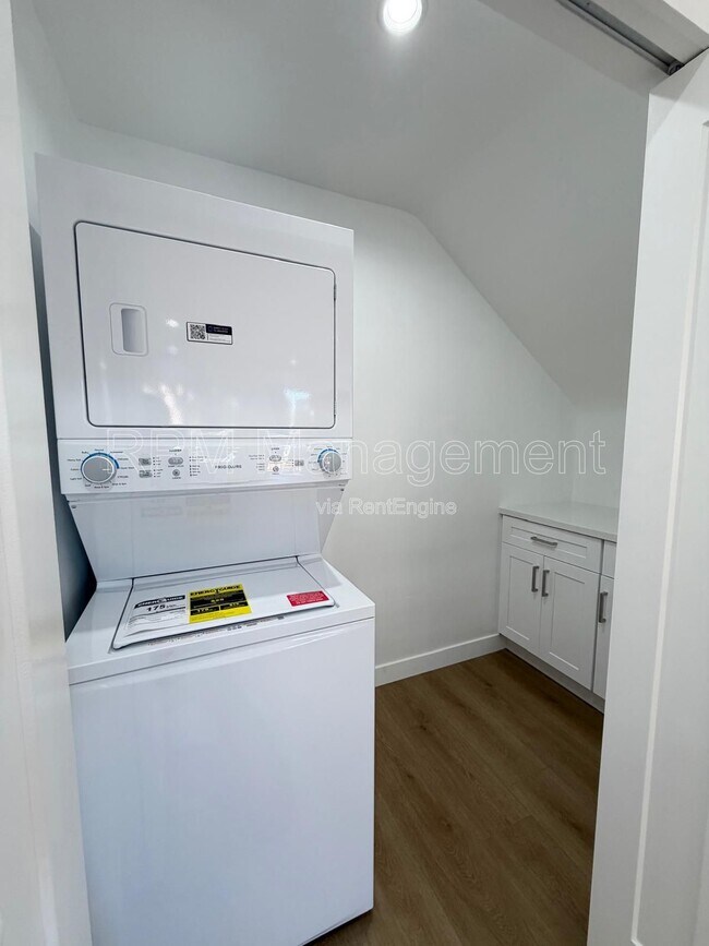 Foto del edificio - 2336 34th St