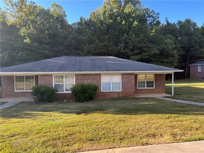 Foto del edificio - 109 Doves Ln