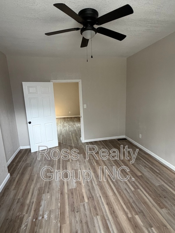 Foto del edificio - 1441 N Erie St