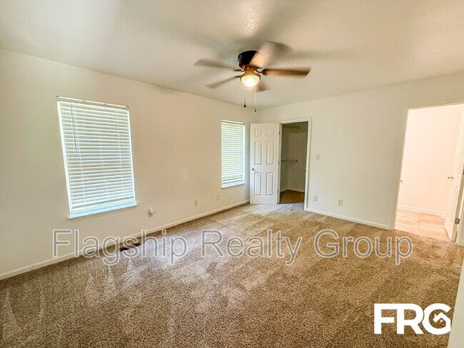 Foto del edificio - 4270 Williamsbrook Ln