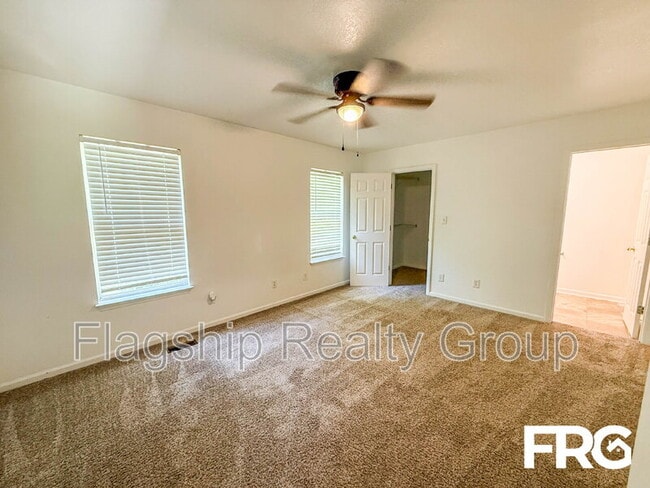 Building Photo - 4270 Williamsbrook Ln