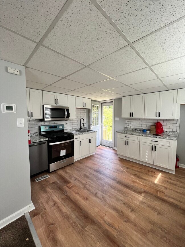 Building Photo - 3 N Logan Ave