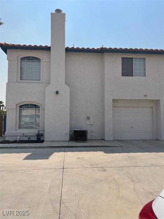 Building Photo - 901 Angel Star Ln