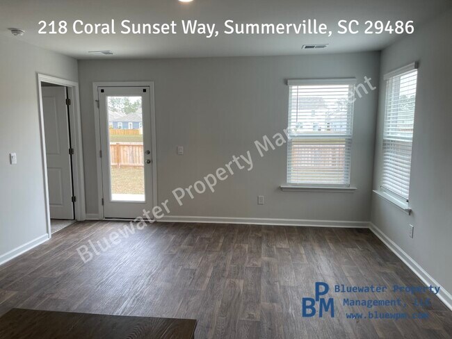 Foto del edificio - 218 Coral Sunset Wy