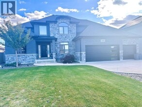 Building Photo - 1180 Regency Cres