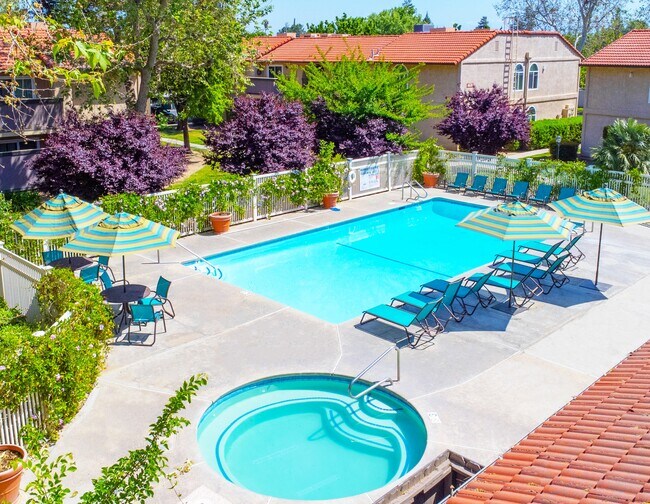 Oak View Apartments Apartments in Visalia, CA