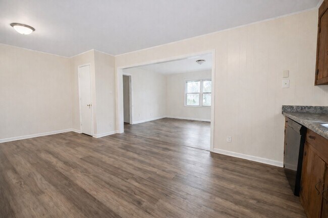 Foto del edificio - 1205 Broadus Ave SE