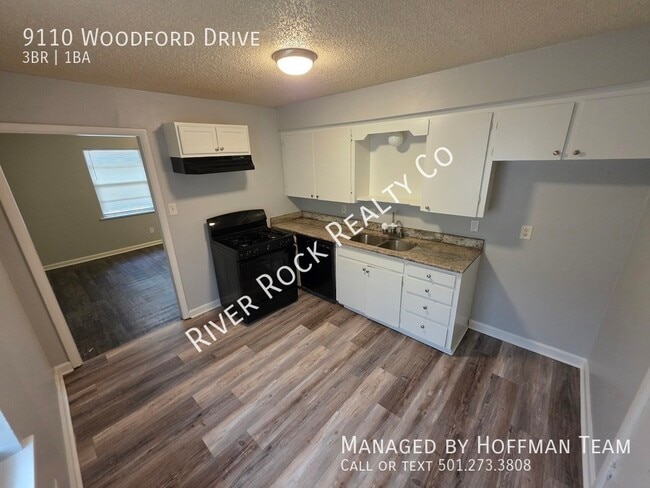 Building Photo - 9110 Woodford Dr