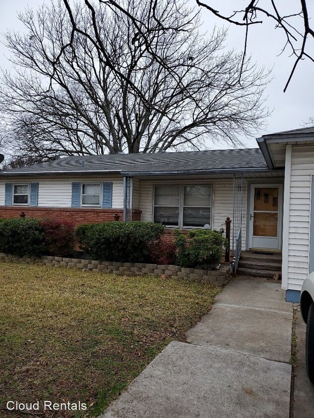 1707 N W S Young Dr, Killeen, TX 76543 House Rental in Killeen, TX