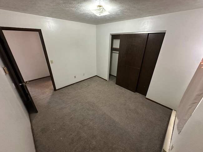 Building Photo - 3501 Elm St