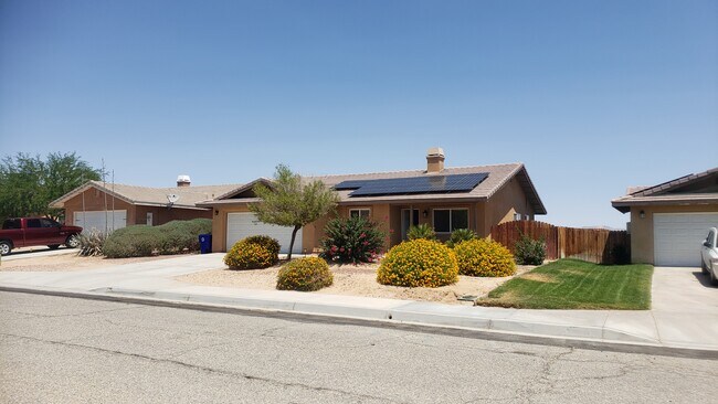 Foto del edificio - 73470 Friendy Ln