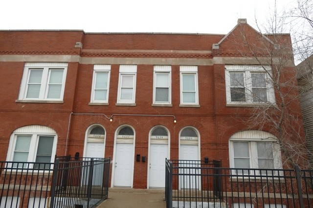 Primary Photo - 9624 S Ewing Ave