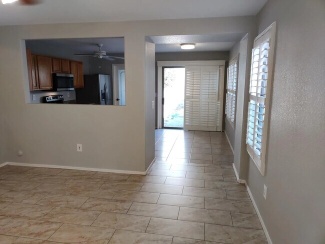 Foto del edificio - 3283 S Bowman Rd