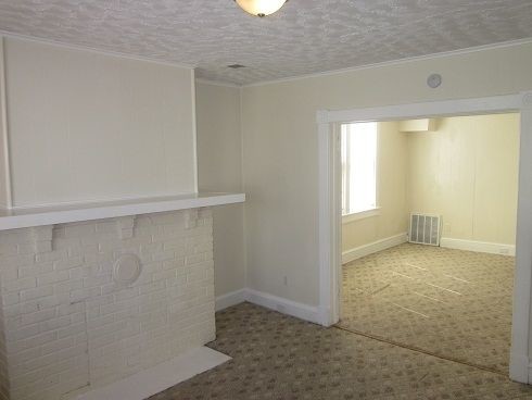 Foto del edificio - 614 S Adams St