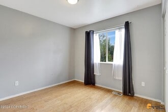 Building Photo - 3600 Challenger Cir