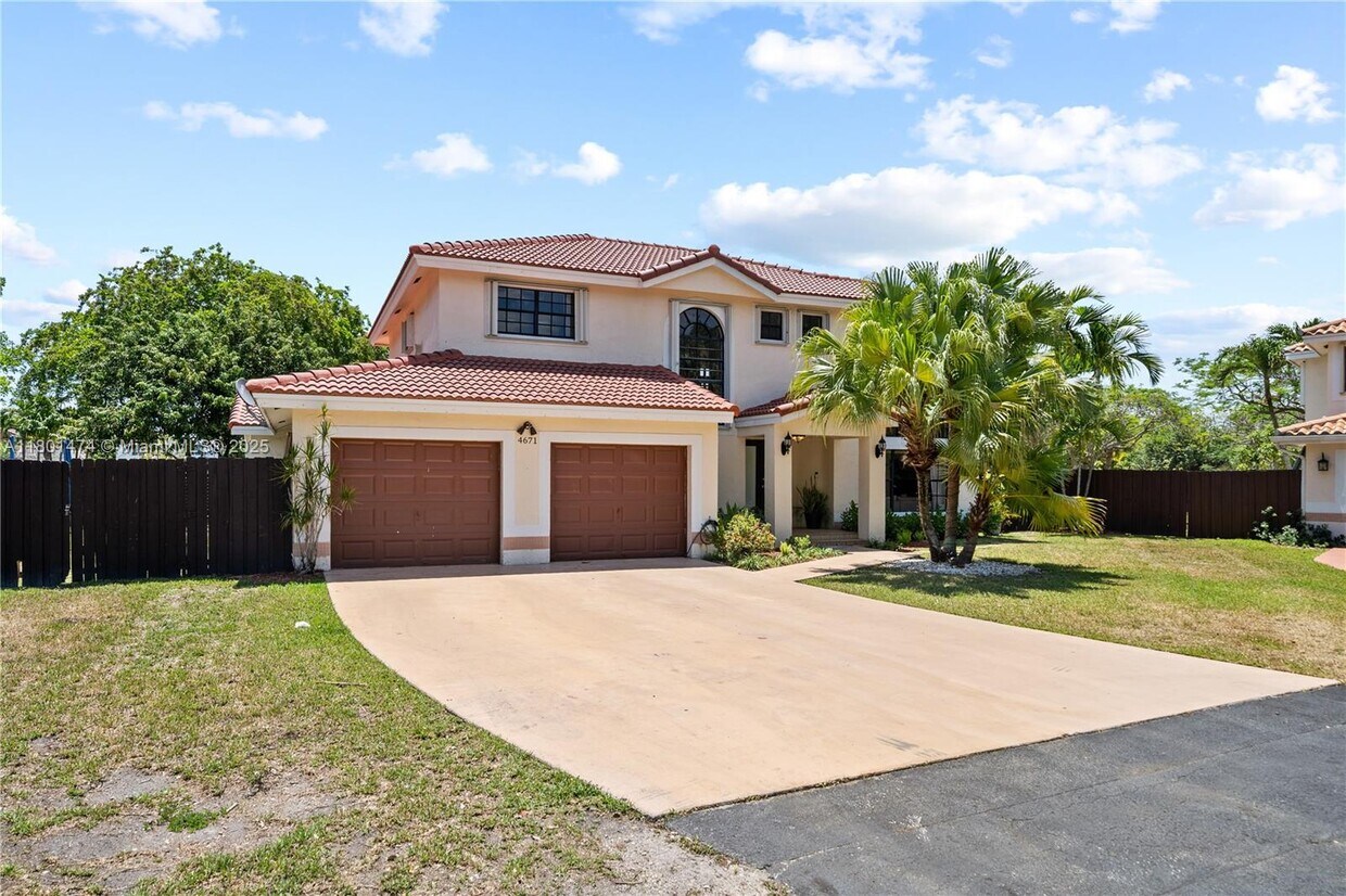 Primary Photo - 4671 SW 155th Pl